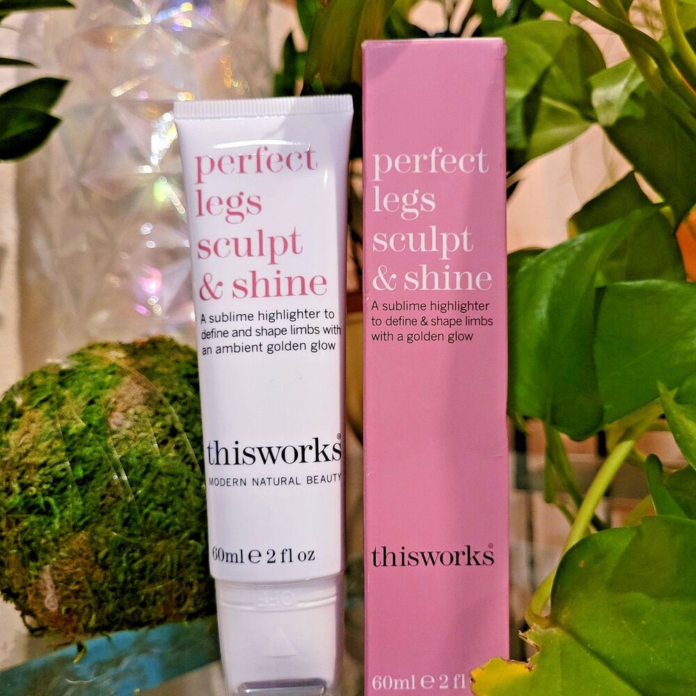 This Works Perfect Legs Sculpt & Shine Roll-On Highlighter body makeup blur 2oz